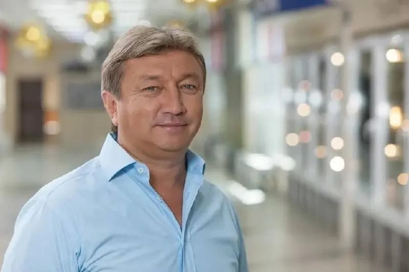Поздравление Рената Лайшева с днем рождения