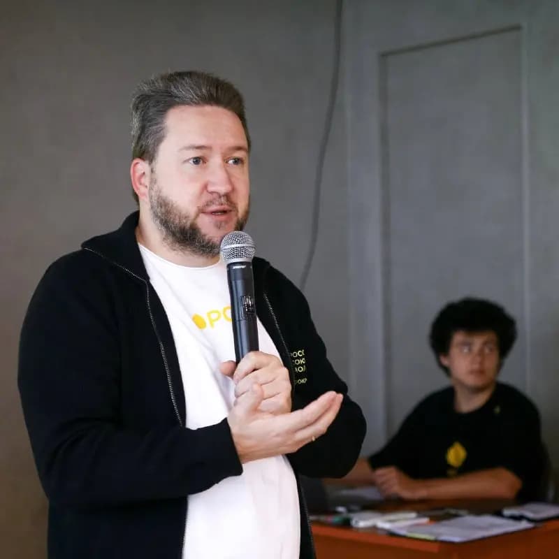 Дмитрий Покровский открыл слет молодежных НКО ДФО