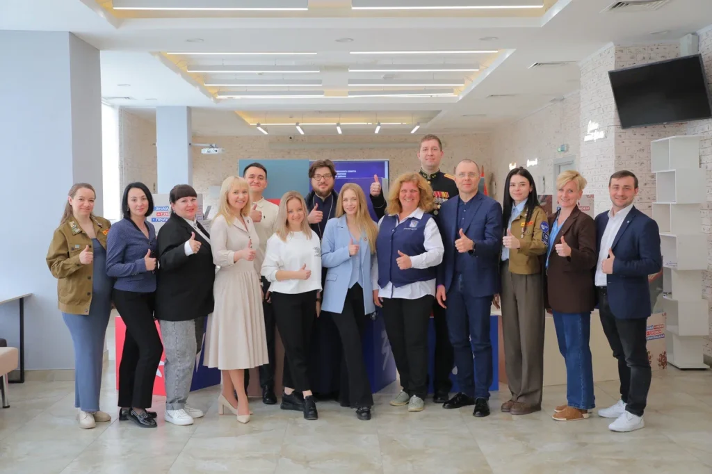 На площадке Севастопольского Дома молодёжи состоялась первая рабочая встреча с Общественным советом при Управлении по делам молодёжи города Севастополя